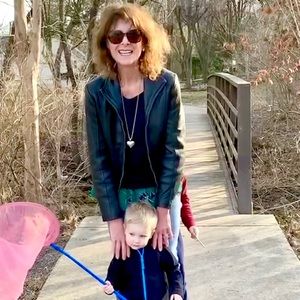 Meet your Posher, Laura